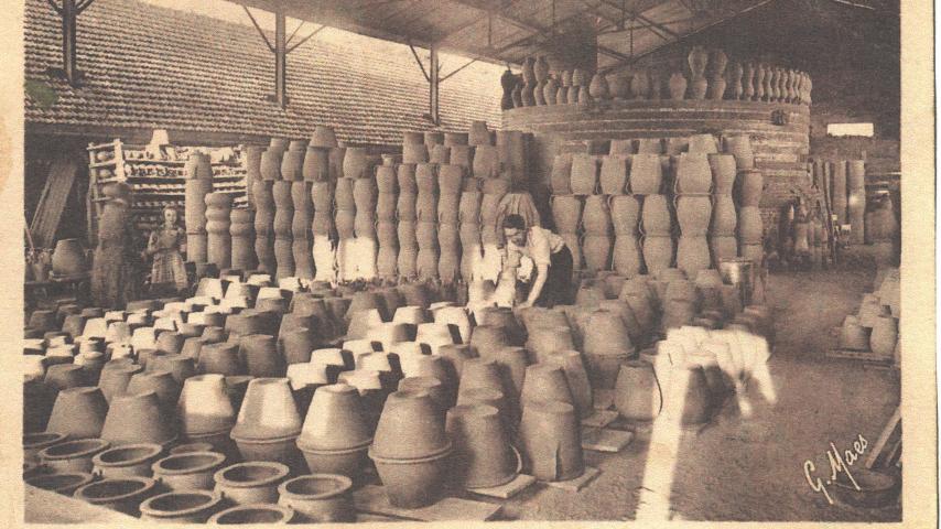 Fours circulaires et séchage de poterie au Tronquay
